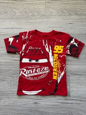 Disney Pixar Cars Lightning McQueen Red Graphic Tee Size 5/6